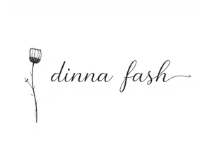 minimaliste simple thistle with dragonfly text : dinna fash tattoo idea