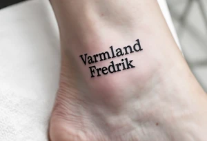 A combination of the words Värmland Cowrite Fredrik, enclosed by a heart tattoo idea