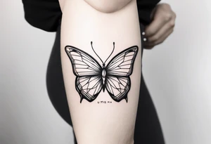 Uma borboleta delicada tattoo idea