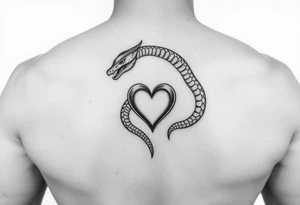 un piccola spirale a serpente con un cuore che và tatuata nella parte della scapola davanti tattoo idea