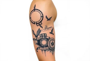 Uncharted 4 sleeve including the designs of the ring, decoder, birds, map, and compass with the words sic parvis magna. tattoo idea