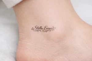Stella erran, Maybe a medium lining of the letters style tattoo idea