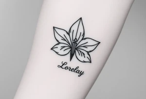 Crea un diseño significativo sobre la flor de bayahibe egipcia y que tenga el nombre escrito por de bajo del diseño el nombre de mi hermana Lorelay para la parte baja del bíceps tattoo idea