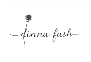 minimaliste simple thistle with dragonfly text : dinna fash tattoo idea