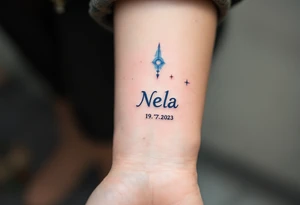 Birth chart-inspired tattoo with "Nela – 19.7.2023 v 1:13" in cosmic navy blue. tattoo idea
