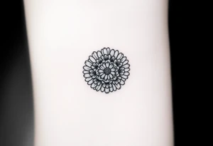 Pisces round a bunch of daisy's tattoo idea