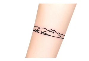 Silhouette armband tattoo idea