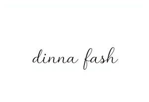 minimaliste thistle with dragonfly text : dinna fash tattoo idea