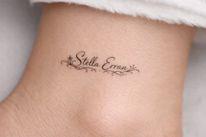 Stella erran, Maybe a medium lining of the letters style tattoo idea