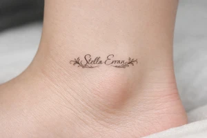 Stella erran, Maybe a medium lining of the letters style tattoo idea