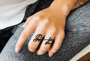 Name Shawn on ring finger tattoo idea