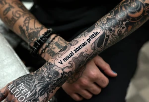 „V nouzi poznas pritele.“ — Stormy seas, one tattooed with the quote in navy ink across the wrist. tattoo idea