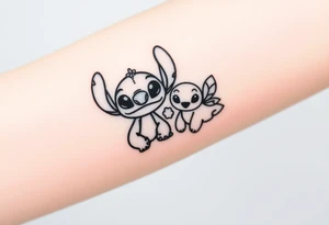 Disney's stitch character with the names Ava and Zaleea tattoo idea