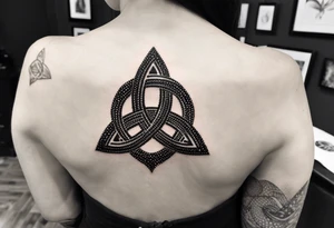 TRINITY KNOT tattoo idea