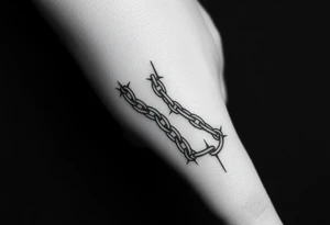 gothic chains intertwined on index finger and thumb connecting together tattoo idea