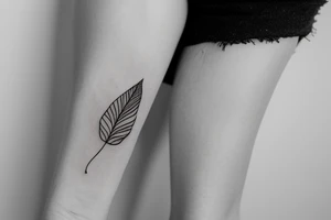 simple leaf tattoo idea